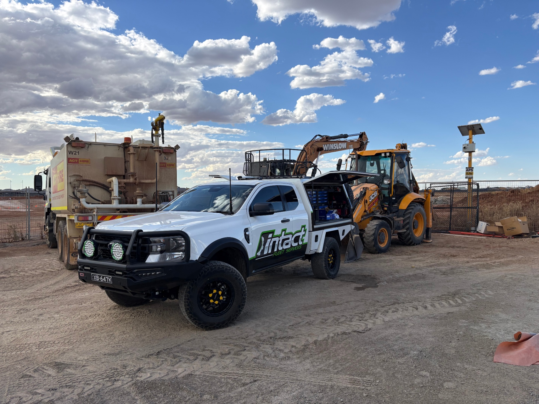 Intact Fleet Services mobile workshop on a civil construction site